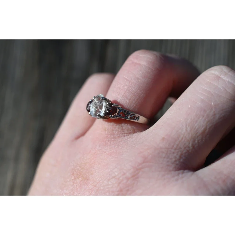 Engagement ring Raw Diamond , Rough Diamond Wedding Band, Natural Uncut Garnet ,
